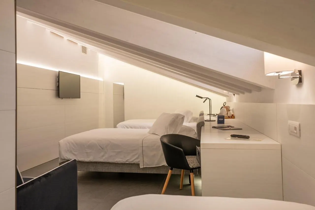 Boutique Hotel Touring Verona