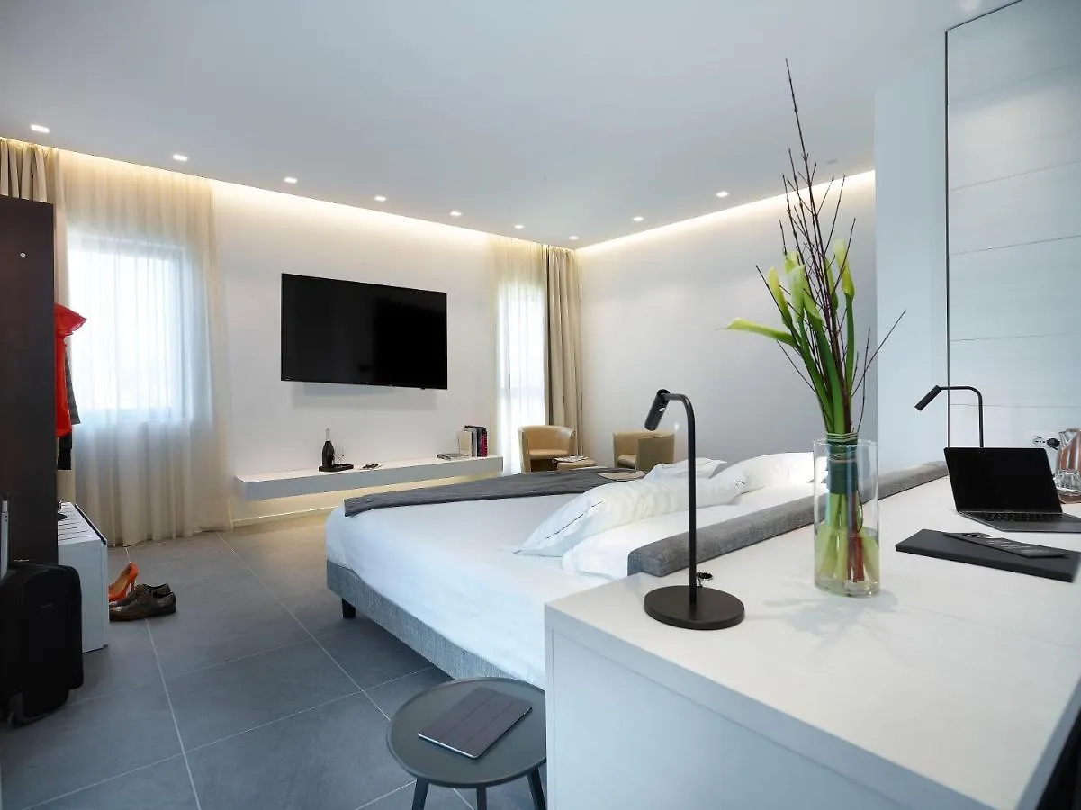 Boutique Hotel Touring Werona 3*,